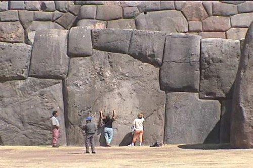 sacsayhuaman